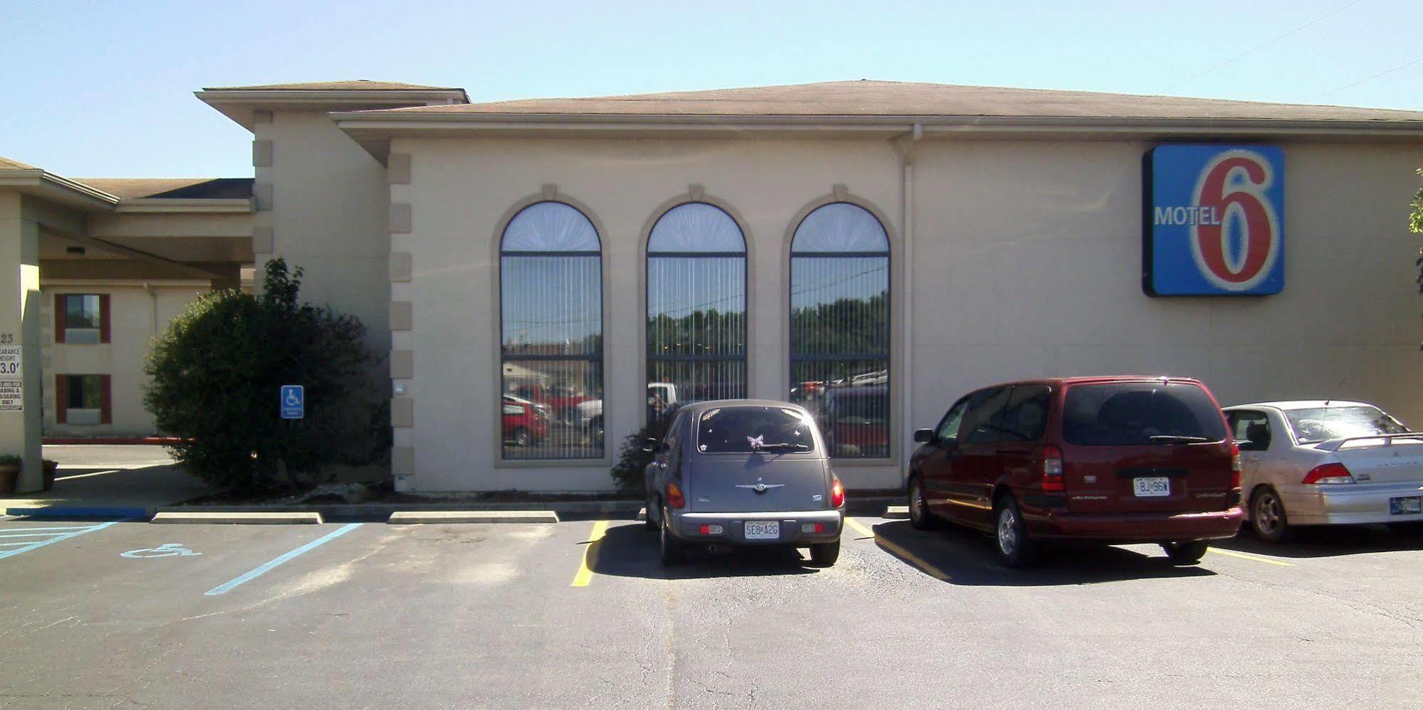 Motel 6-Hannibal, Mo מראה חיצוני תמונה